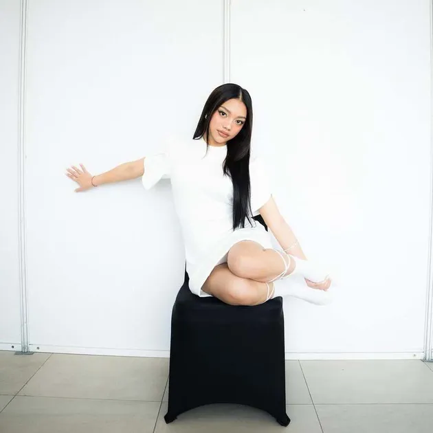  Naura Ayu