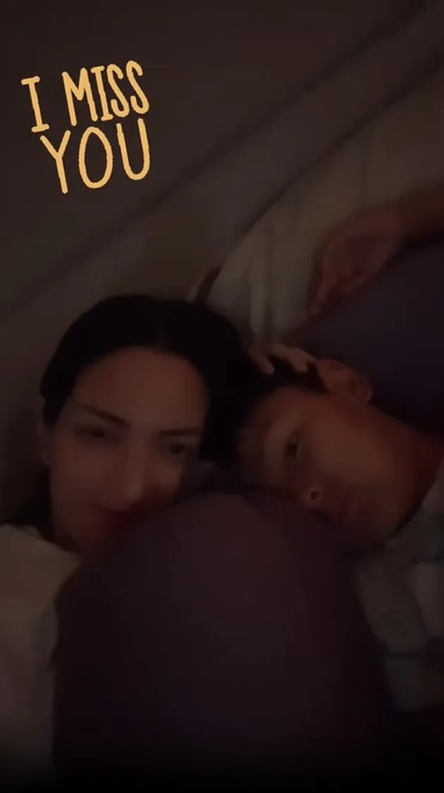 Potret Nia Ramadhani 