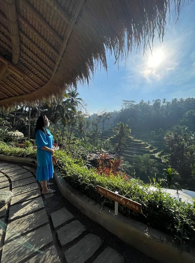 Portrait of Nindy Ayunda's Luxury Vacation in Bali, Relaxing in the Face of Allegations of Alleged Servant Kidnapping