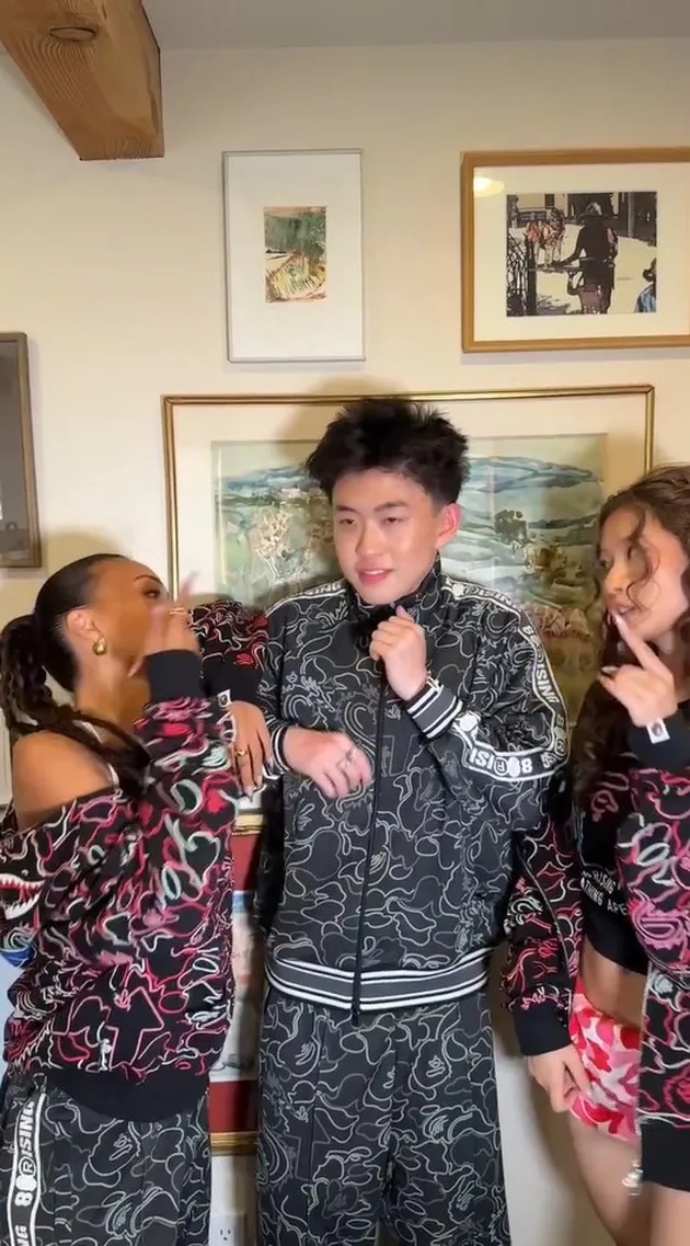 no na dan Rich Brian Akhirnya &#039;Kolaborasi&#039;
