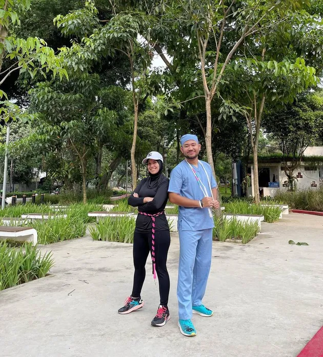 Tya Ariestya Hijab OOTD Kerudung 