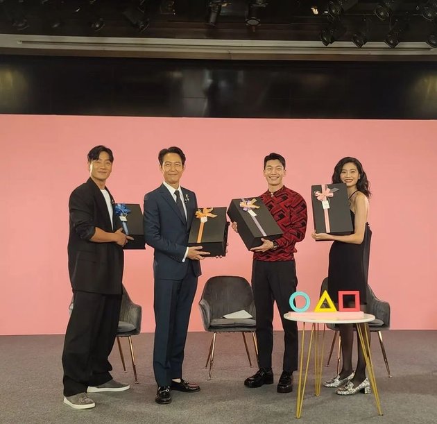 Portrait of 'SQUID GAMES' Players Invited to Jimmy Fallon's Talk Show From Wi Ha Joon to Park Hae Soon - Story About the Struggle of the Actors