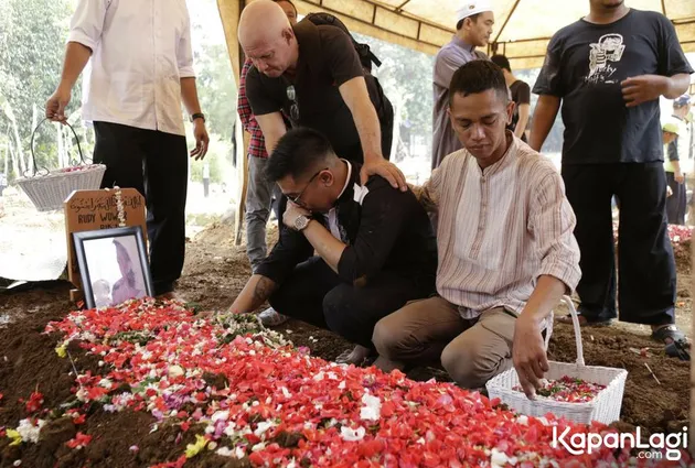 Pemakaman Rudy Wowor