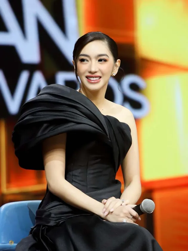 Angel Karamoy Dipuji Makin Cantik