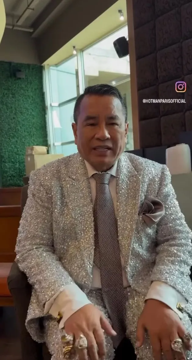 Hotman Paris Ubah Gaya Hidup