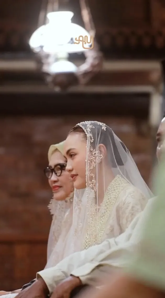 Yosika Ayumi bersama ibu