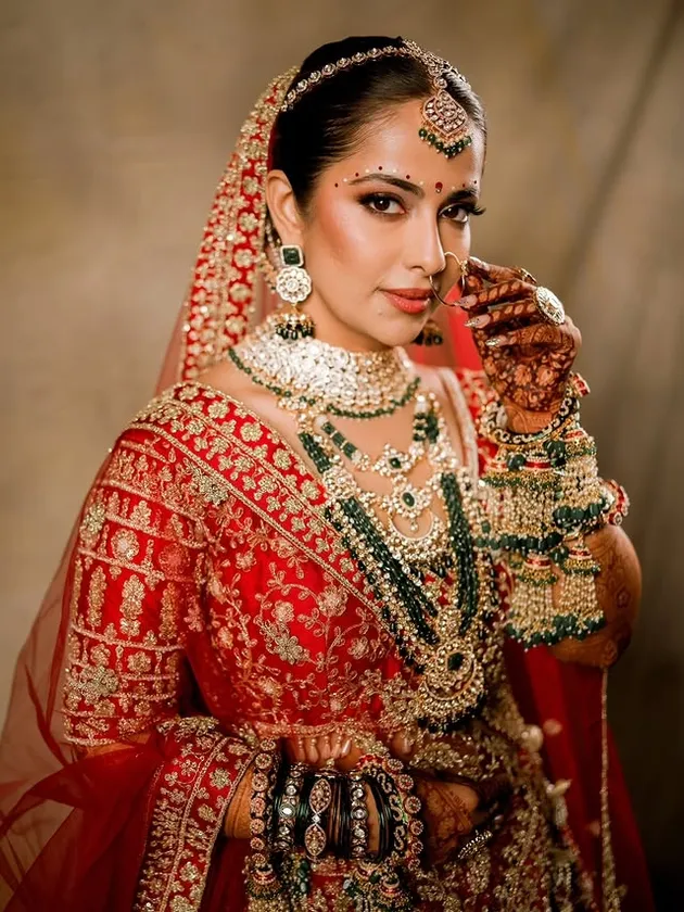 Avika Gor pakai lehenga