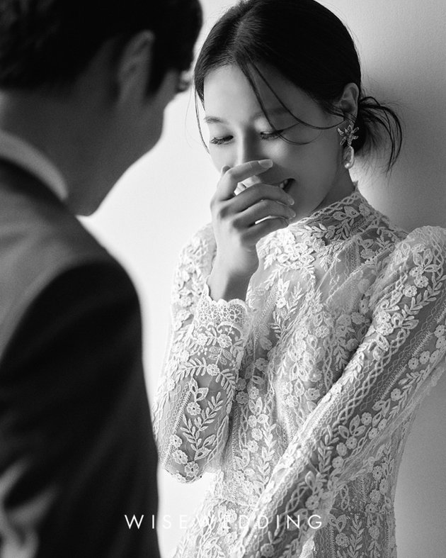 Portrait of Cha Chung Hwa's Beautiful Wedding 'Dayang Choi', Stunning at the Age of 43