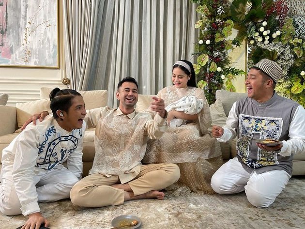First Portrait of Raffi Ahmad's Complete Family of Four with Nagita Slavina, Rafathar, and Baby Rayyanza: Sultan Andara who is So Happy