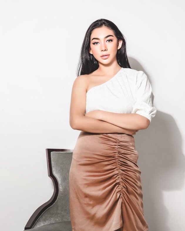 Portrait of Beautiful Shania Salsabila, Sarita's Eldest Daughter who is Not Recognized as Faisal Harris' Child is Actually a German Mixed Child