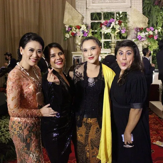 Pesta Resepsi Joy Tobing