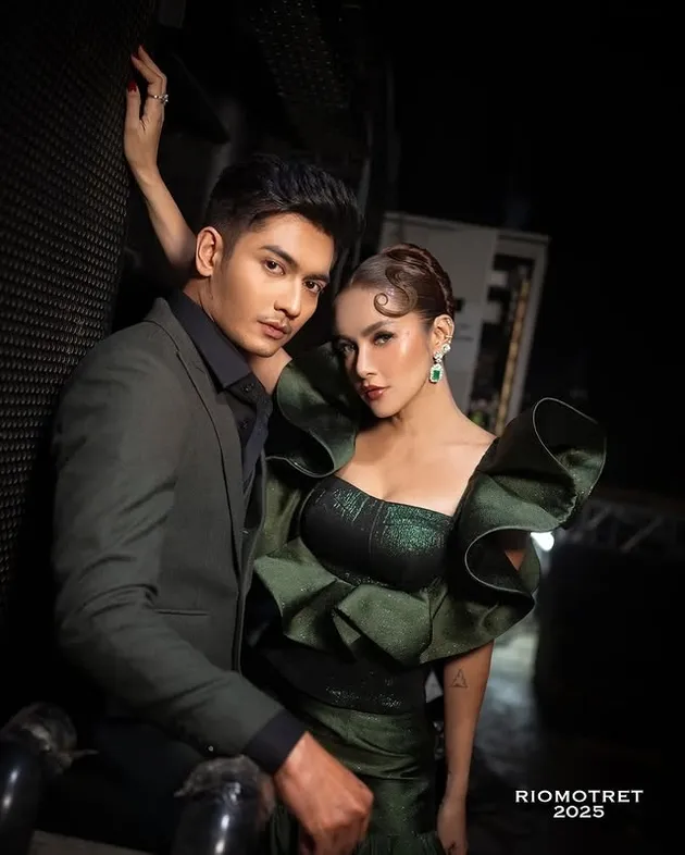 Olla Ramlan - Teuku Ryan pacaran?