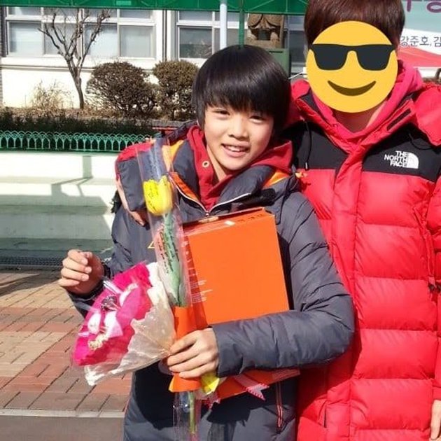 Newly Revealed Pre-debut Photos of Sungchan RIIZE, Still Handsome Since Childhood - His Sweet Smile Hasn't Changed
