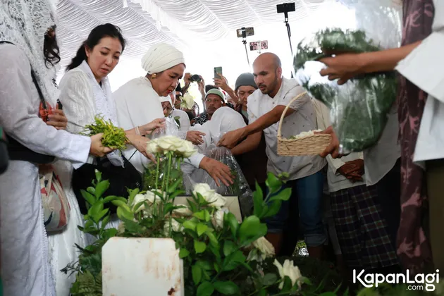 titiek puspa meninggal
