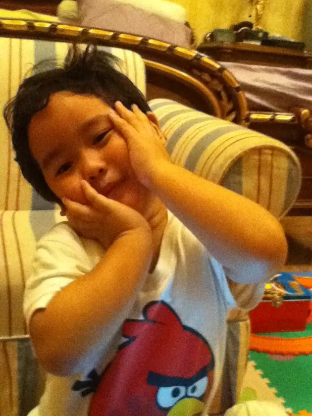 Putra Inul saat masih kecil.
