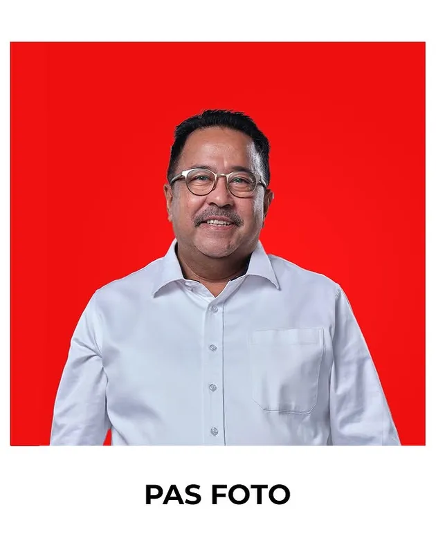 Rano Karno Trend Pas Foto