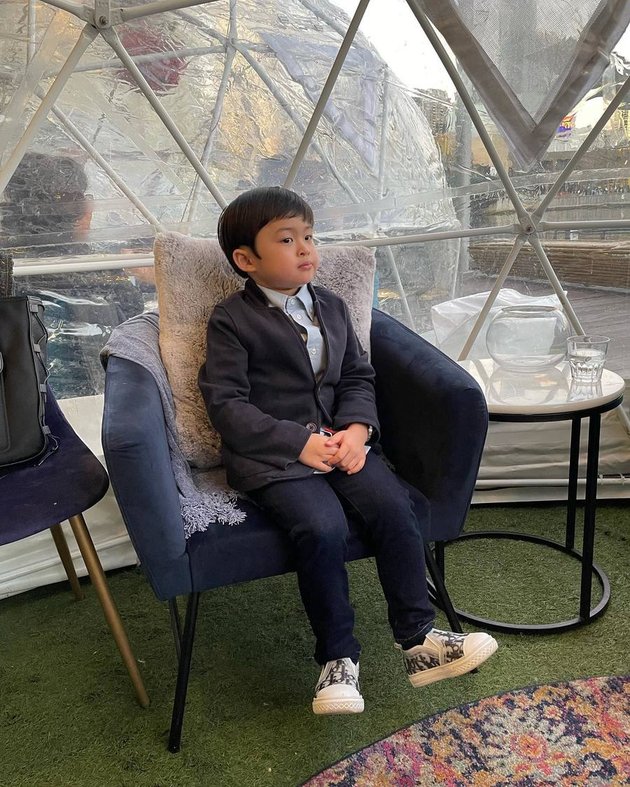 Portrait of Raphael Moeis, Sandra Dewi's Son who will Soon be 5 Years Old, the Little Boss is Getting Handsome and Stylish
