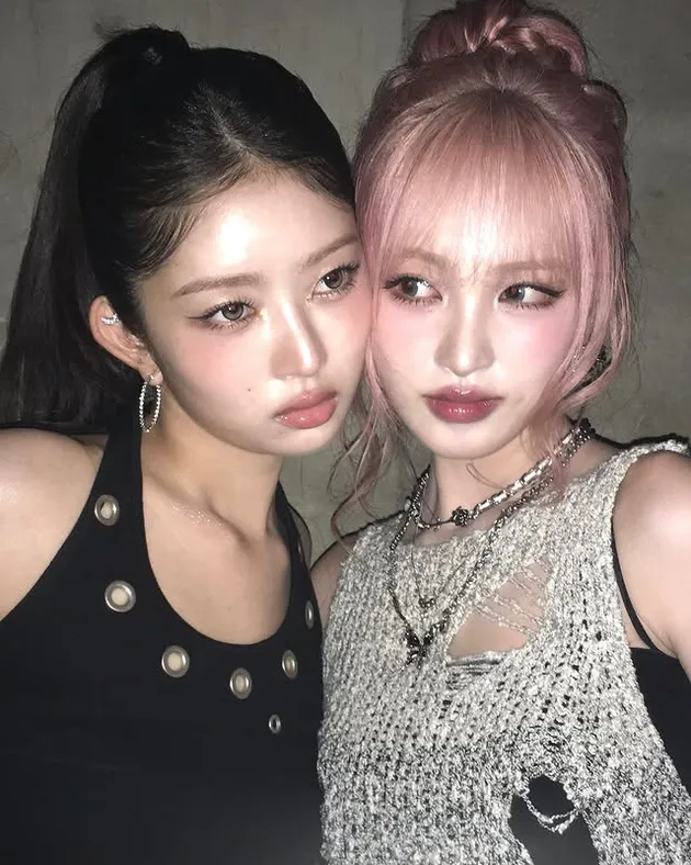 Potret Rei IVE Tampil Tanpa Poni