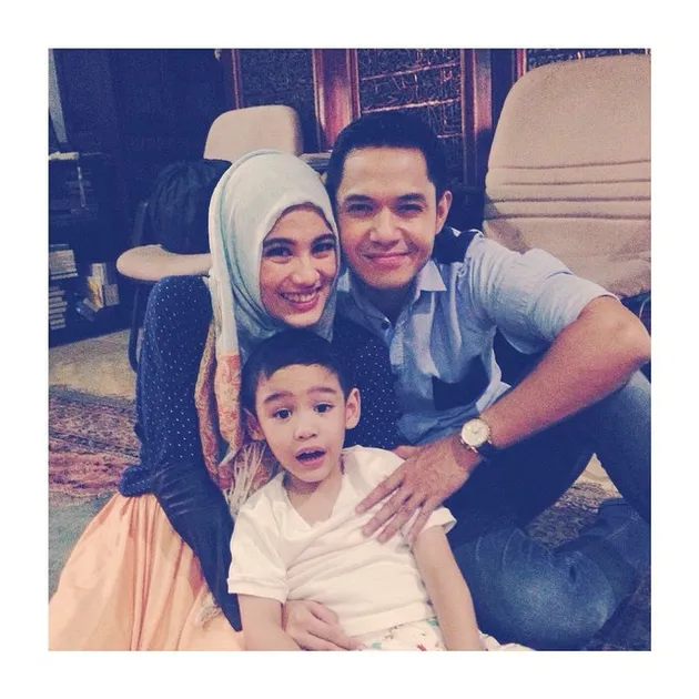 Alyssa Soebandono - Dude Harlino
