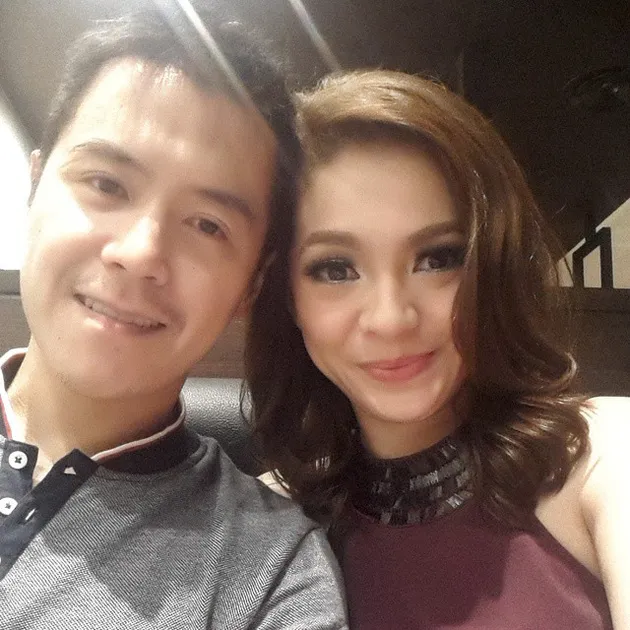 Maya Septa dan Suami
