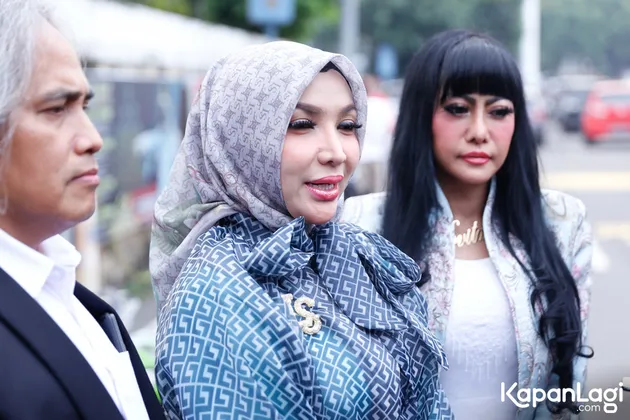 Roro Fitria Perhiasan warisan ibu maling