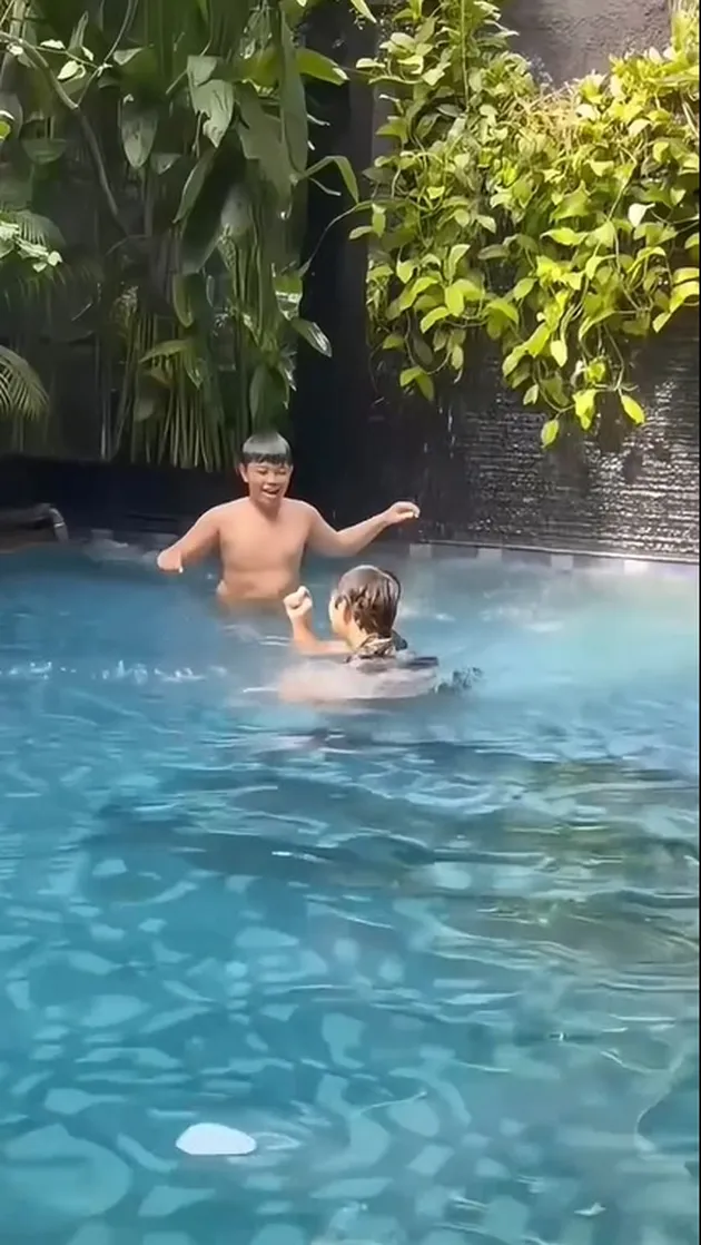 <nil>