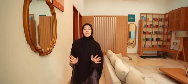 hiasan ruang tamu Rumah Natasha Rizky