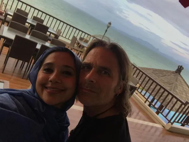 Ayu Azhari dan Mike Tramp