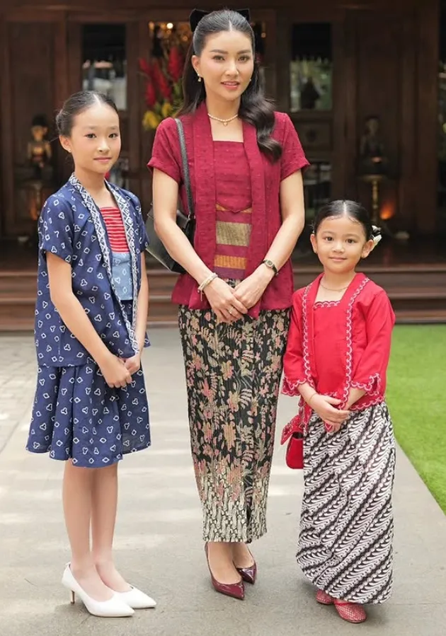 Sarwendah dan anak-anak
