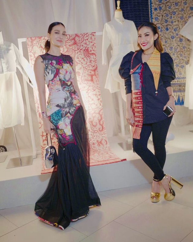 Snapshot of Celebrities Attending Designer Mel Ahyar's Fashion Show, from Luna Maya to the President's Child