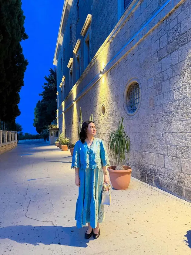 Shandy Aulia kunjungi masjid al aqsa