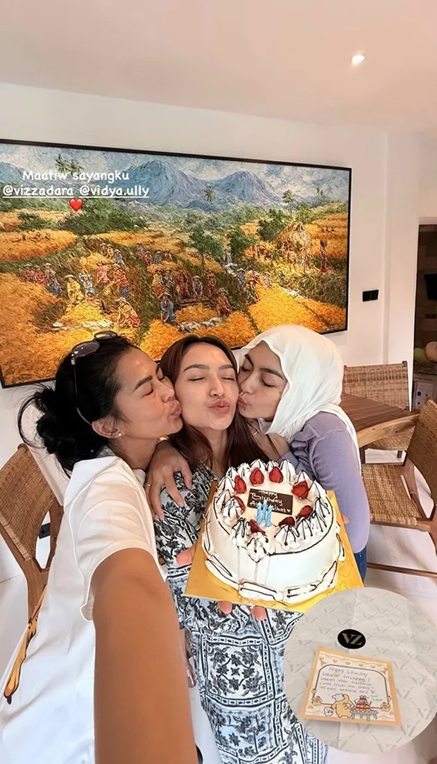 Siti Badriah diberi kejutan