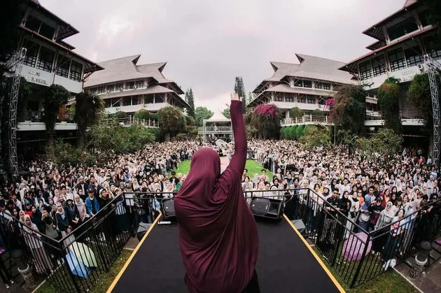 Sivia Azizah sapa penonton