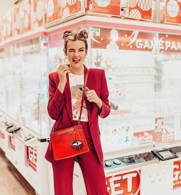 Tezzamb selebgram stylish NY 