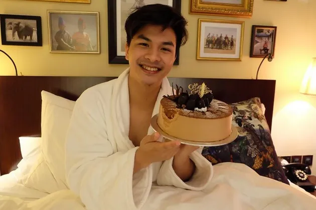 Surprise Ultah Chelsea Olivia - Glenn Alinskie