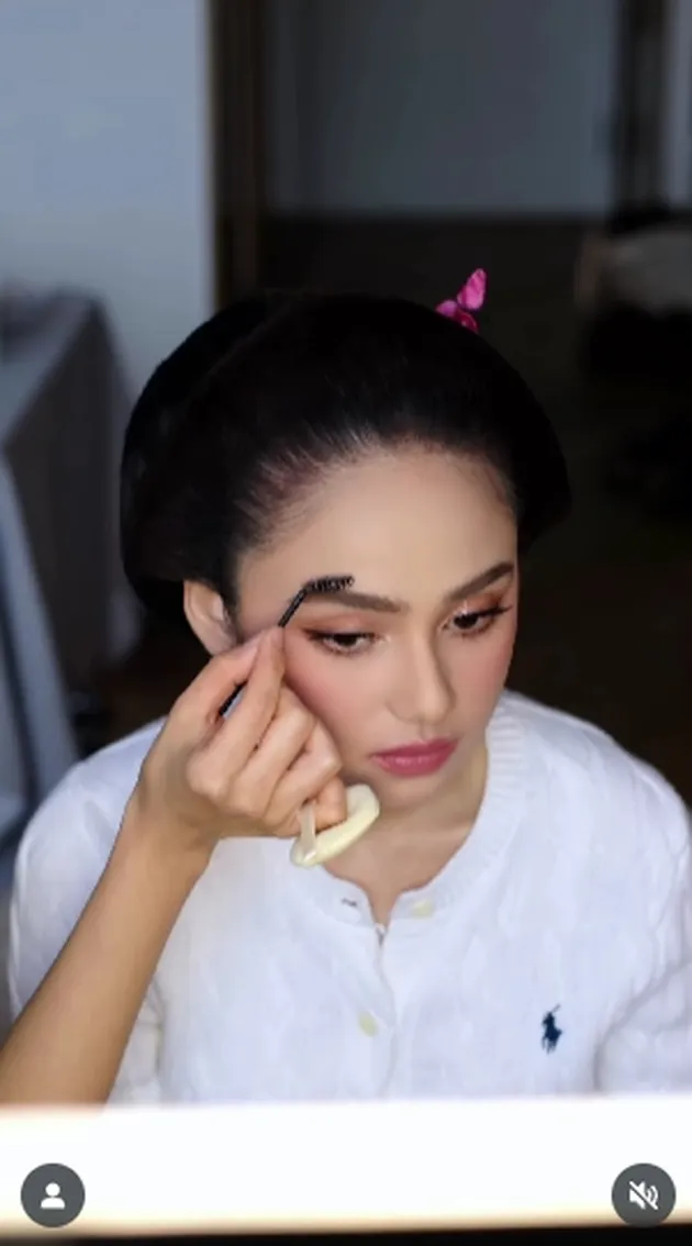 Syifa Hadju ramai dipuji