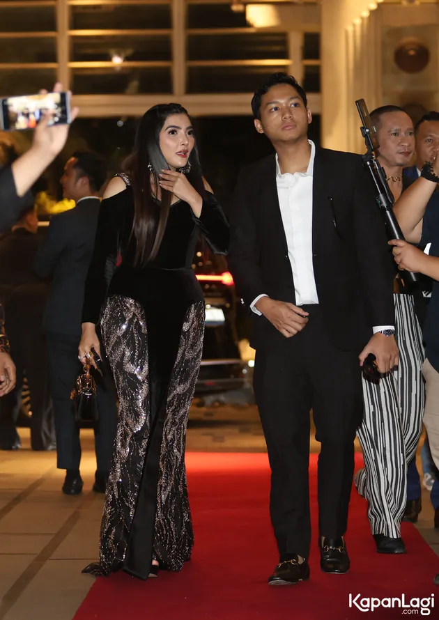 Tamu Artis di Resepsi Luna Maya dan Maxime