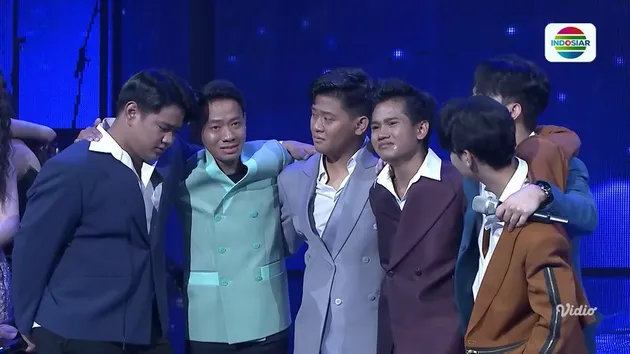 Alumni D Academy 7 berpelukan dan nangis bareng