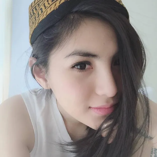 Angela Lee