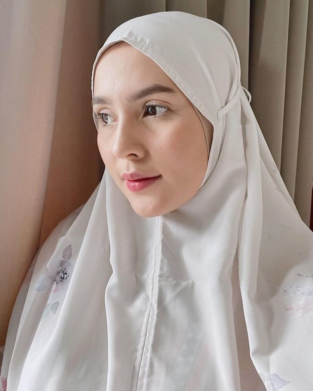 Latest Portrait of Lidi Brugman, Lucky Perdana's Wife, Formerly Accused of Being a Home Wrecker - Now Already Wearing Hijab