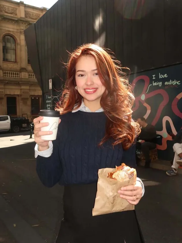 Potret Terbaru Rebecca Klopper yang Dipuji Makin Cantik