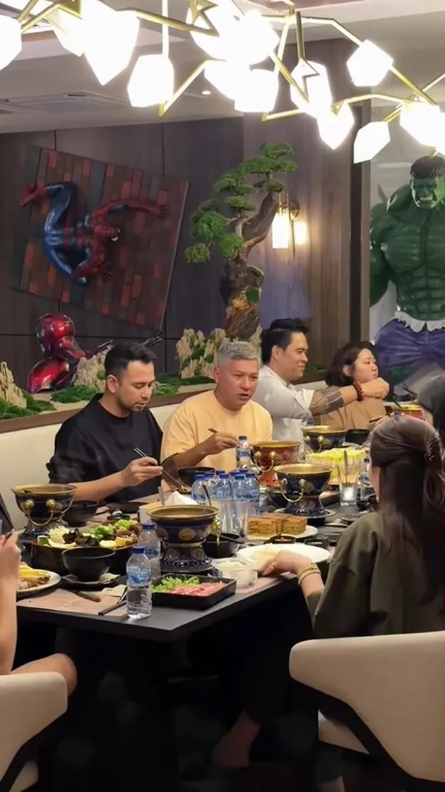 Bukber Digelar di Rumah Raffi Ahmad