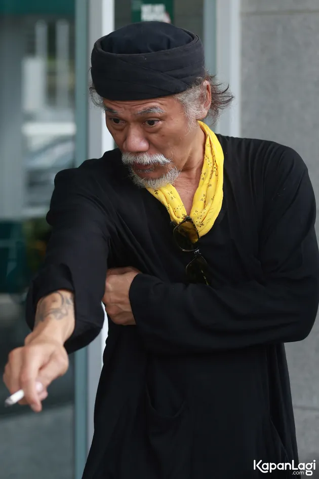 Tio Pakusadewo Kenang Mendiang Ray Sahetapy
