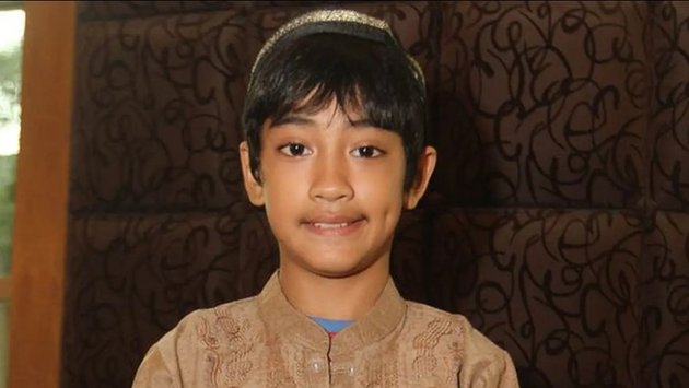 Portrait of Abidzar Al Ghifari's Transformation, Former Pondok Child Now a Long-haired Actor with Earrings Teenage Girls' Idol