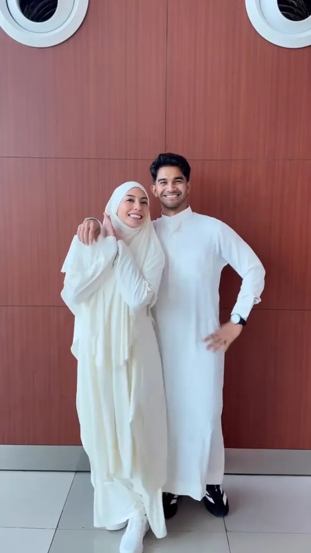 Tyas Mirasih dan suami