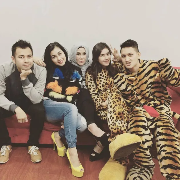 Ultah Syahnaz Sadiqah