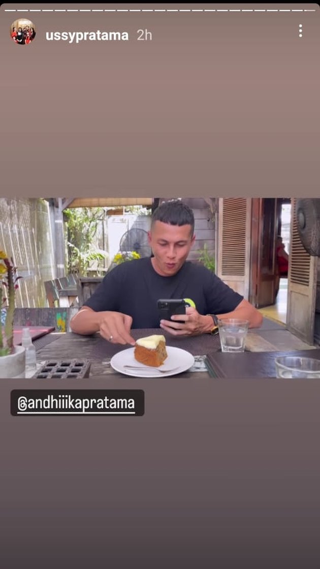 Portrait of Ussy Sulistiawaty Live Denying Firmly the Gossip of Andhika Pratama Being 'Sugar Daddy' Chandrika Chika, Instead Currently Having a Romantic Vacation in Bali Like Honeymoon
