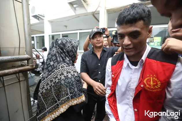 Vadel Badjideh sidang
