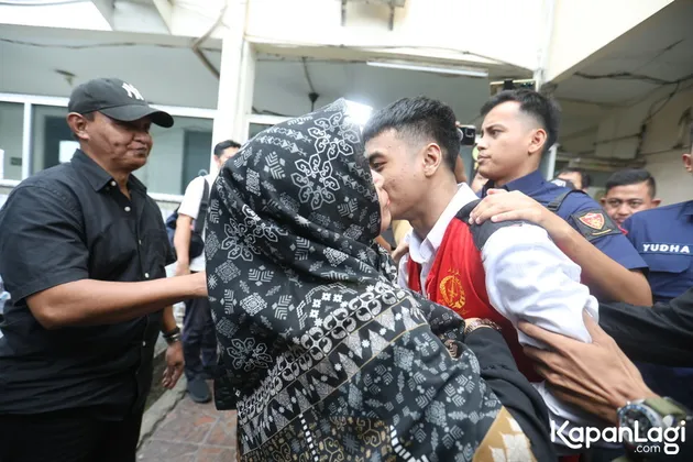 Vadel Badjideh dan ibu