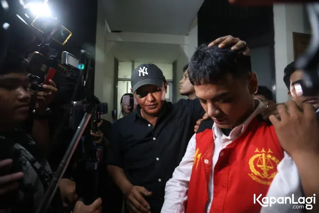 Vadel Badjideh Divonis 9 Tahun 